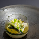 プレゼンテ スギ - 2020.5 アワビと筍のフラン（3時間蒸したアワビ、肝ソース、フラン、佐倉筍、イタリアンパセリオイル）