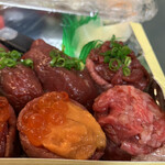 にくの助 - 特上肉寿司の7貫食べ比べ 3,500円。