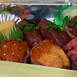 にくの助 - 特上肉寿司の7貫食べ比べ 3,500円。