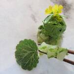 プレゼンテ スギ - 春の香りとイカの甘みが楽しい