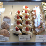 パティスリー プレジール - 2020.5.6  ショーウィンドウ