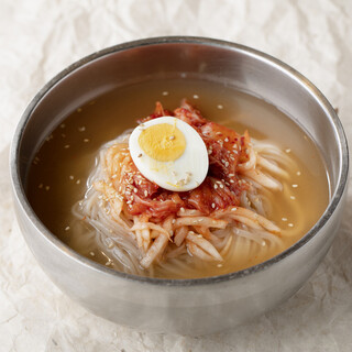 大人気の冷麺KoreanColdNoodle