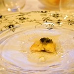 アロマフレスカ - 最初の一皿　鰻・キゃビア・カルダモンの香り