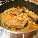 牡蠣 やまと - 牡蠣釜飯