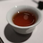 中国飯店 富麗華 - 清蒸大閘蟹＜上海蟹の蒸し物 オス・メス（２杯）＞ズームアップ