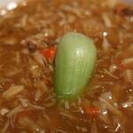 中国飯店 富麗華 - 蟹黄大鮑翅＜上海蟹みそかけフカヒレの姿煮込み＞ズームアップ