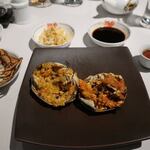 中国飯店 富麗華 - 清蒸大閘蟹＜上海蟹の蒸し物 オス・メス（２杯）＞