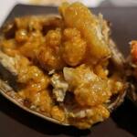 中国飯店 富麗華 - 清蒸大閘蟹＜上海蟹の蒸し物 オス・メス（２杯）＞ズームアップ