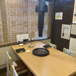 好ちゃん - 席間隔も開けて対策バッチリ