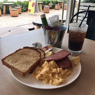 アールカフェ_1