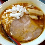 らーめん 豚鬼 - 酸味と辛味を加えた煮干しラーメン850円