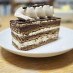 フランス製菓 - チョコのケーキ