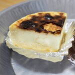 フランス製菓 - バスク風チーズケーキ