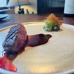 ラ カンロ - 【Canard：ヤングコーン、茄子】
      ★ ビュルゴー家のシャラン鴨のソテー、焦がしフェンネルと鴨ブイヨンのソース