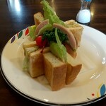 マリブ - 料理写真:たなべぇサンド 税込670円