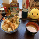 Tendon Tenya - オールスター天丼とお椀です。