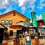 ザ・ドランケン・ダック - テラスでビアガーデン！