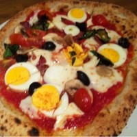 ピッツェリア ダ チーボ コレド日本橋店 - カプリチョーザ