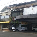 利久寿司 - 利休寿司 外観　※遠方から　(2020.05.17)