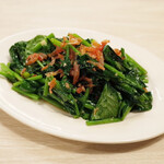 トンテキ食堂8 - ほうれん草とニンニクの芽の温サラダ(650円)