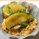 うを徳 - 2020.5 桜海老と酢飯のチャーハン 琵琶湖天然鮎素揚げ 賀茂茄子と壬生菜の餡 追いイクラ