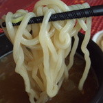 麺や しし丸。 - つけ汁に絡めて