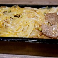 うしごろ 貫 恵比寿本店 - うしごろ特製すき焼き弁当　　2,500円