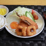 めんふぁん食堂 - アジフライ定食　800円