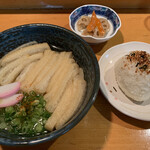 あじくら - きざみうどん、おにぎり