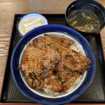 秦食堂 - 豚丼　850円税込