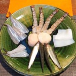根津松本 - 天ぷら用魚介類　　車海老、烏賊、稚鮎、メゴチ、鱚 (キス)、帆立