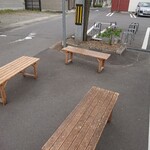 須崎食料品店 - 飲食スペース１