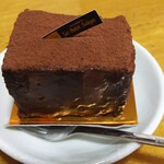 ル・サントーレ - ガッツリした  チョコケーキ