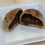 柚木元 - 鹿カレーのおやき