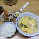 太湖 - 親子なんば·切り干しの小鉢·ライス極小で630円。