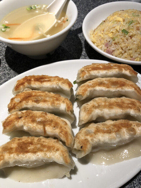 天鴻餃子房 大手町店 大手町 餃子 食べログ 天鴻餃子房 大手町店 大手町 餃子 食べログ