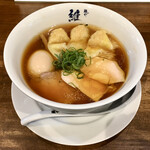 麺や 維新 - 特醤油らぁ麺（1100円）