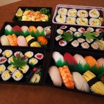 Sushi Tomo - 中にぎり／鉄火巻／納豆巻／サラダ巻／タマゴ巻／エビマヨ