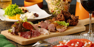 野菜がおいしいレストラン LONGING HOUSE - お肉の盛り合わせプレート