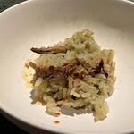 蒼 - 十一皿目：翡翠ごはん　ニ膳目お代わりには豚のお料理のソースをかけてくださいました　激うまとはこのご飯のことです(^^♪