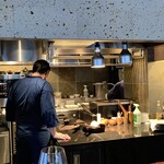 蒼 - 峯村シェフの後ろ姿です♪