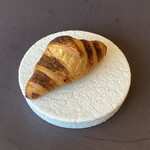 プレゼンテ スギ - クロワッサンに千葉のどんぐり
