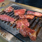 Oosaka Yakiniku Horumon Futago - 