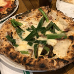 ア フェネステッラ - 