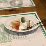 ア フェネステッラ - 