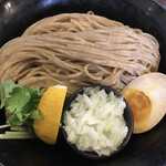 Menshin Yoshida - 辛味噌つけ麺（大盛り）