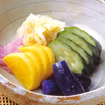 くいもの屋 わん - 漬物盛り合わせ