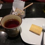 グランドフードホール - 紅茶と小菓子
