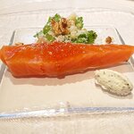 PRIMO - 41℃の燻製八海山サーモンとその卵 りんごとホワイトセロリ（2020.4）