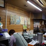 牛すじカレー 小さなカレー家 - 調理場のご主人と、奥さま